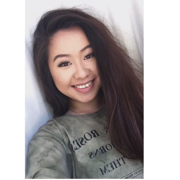 Meet your Posher, Chi - Picture 1 of 1